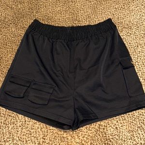 Never worn. Nike high waisted-shorts